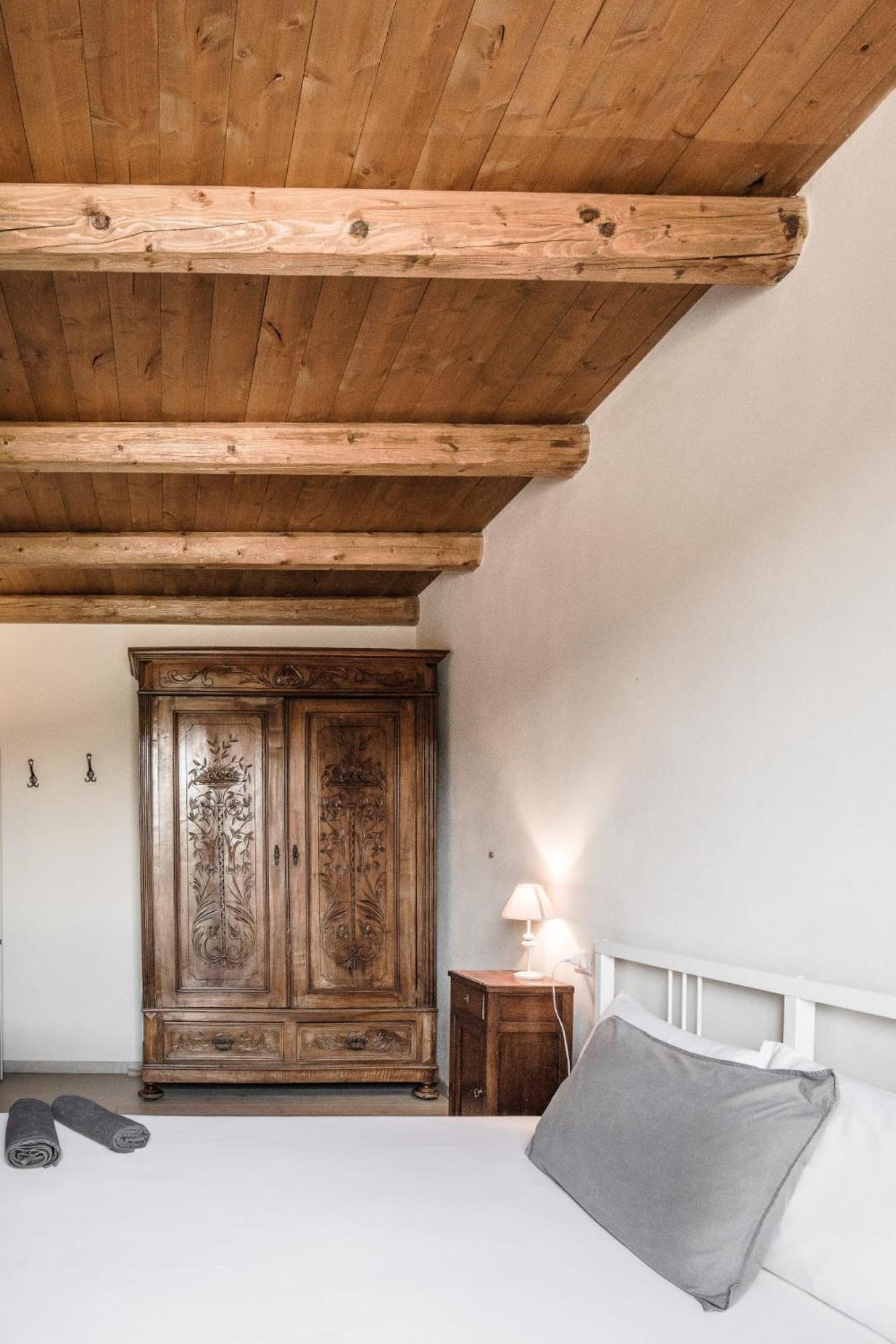 La Casa Di Roby-1 Appartamento La Morra Con Piscina Bagian luar foto